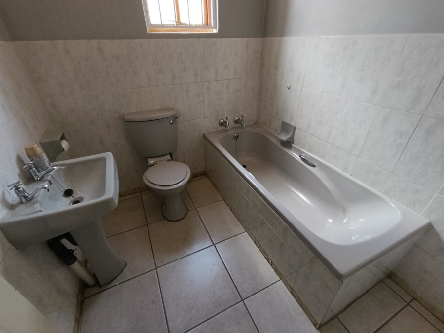 To Let commercial Property for Rent in Westdene Free State